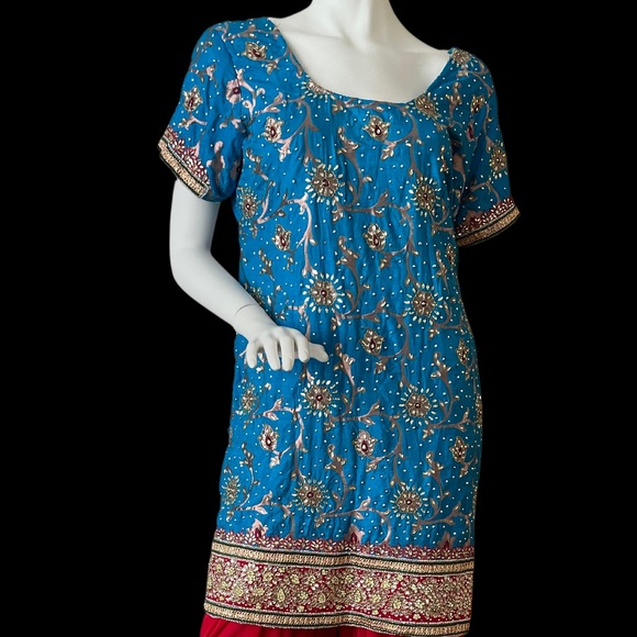 New, Never worn. Beautiful Blue & Red Salwar Kameez suit with Dupatta. - Picture 4 of 16